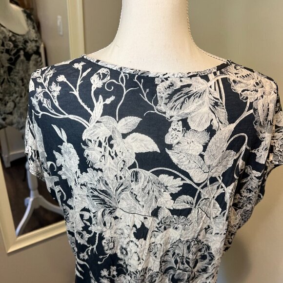 NWT Ann Taylor LOFT Gray & White Floral Dolman Short Sleeve Blouse, SIze Small - Picture 11 of 15